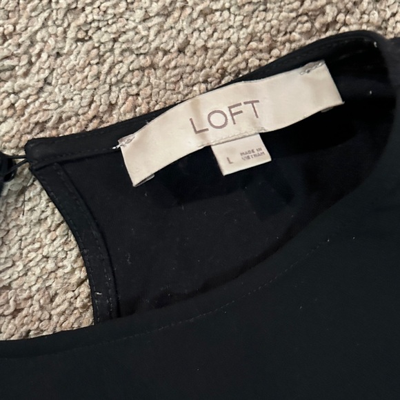 LOFT Elegant Black Blouse - Picture 2 of 8